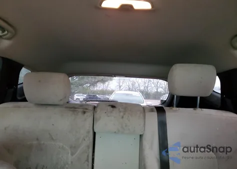 2016 Hyundai Santa Fe Sport z USA, uszkodzony, nr VIN 5XYZT3LB9GG353337